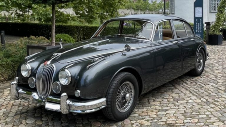Jaguar MK2 1961