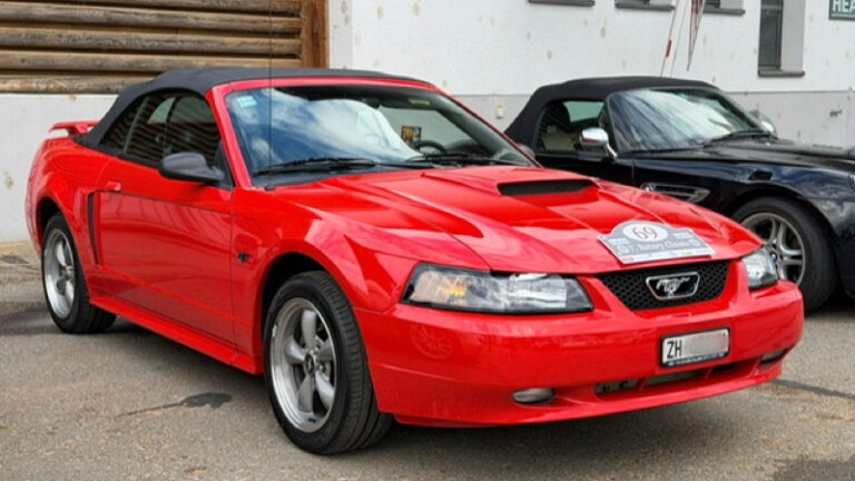 Ford Mustang GT Cabriolet 2001